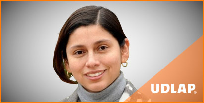 Diana Cruz Topete, egresada de la licenciatura en Químico Farmacobiólogo, generación 2002. 